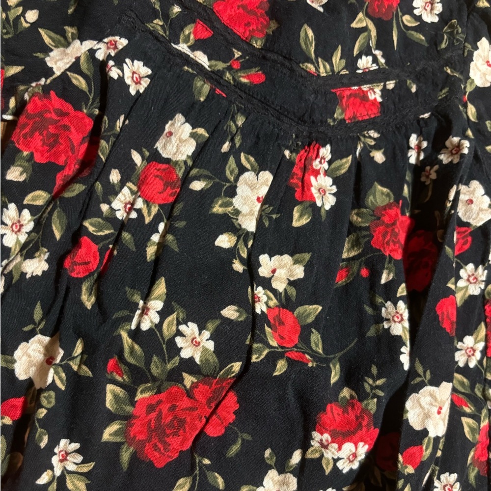 Old Navy Baby Girls Floral Dress - Picture 2 of 2